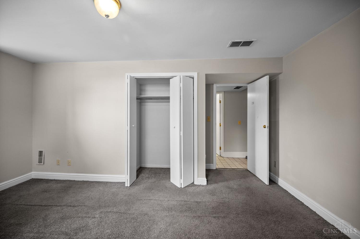 3280 Jefferson Avenue