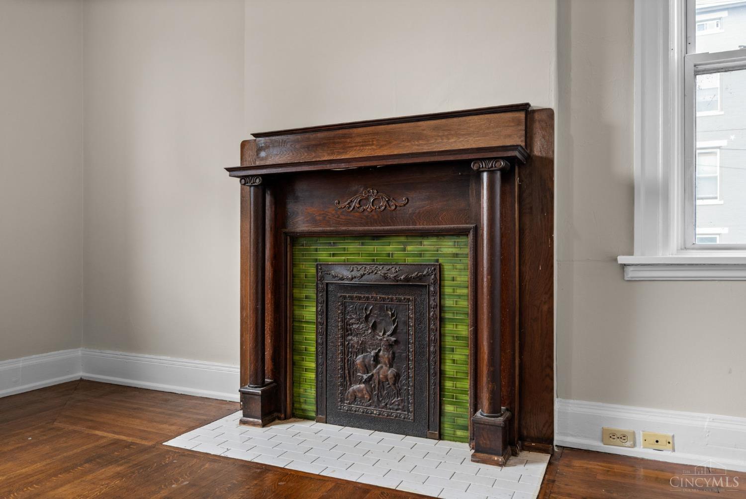 3280 Jefferson Avenue