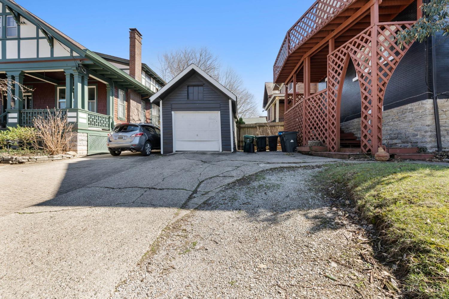 3280 Jefferson Avenue