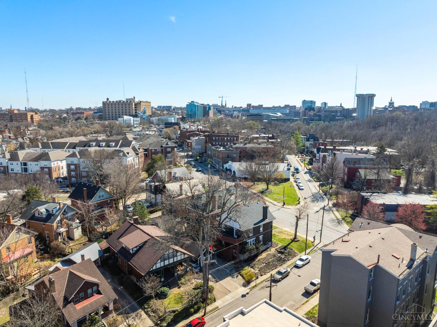 3280 Jefferson Avenue