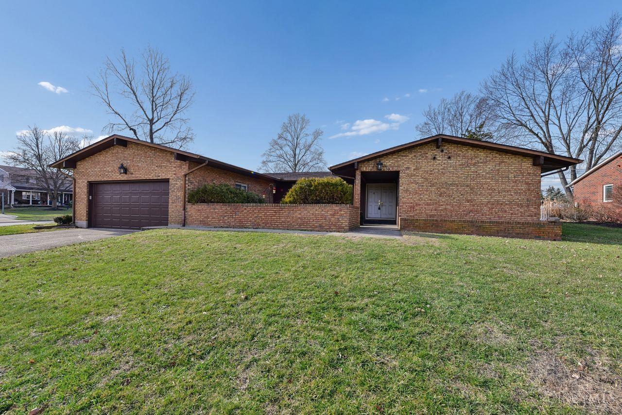 1600 Woodhall Court