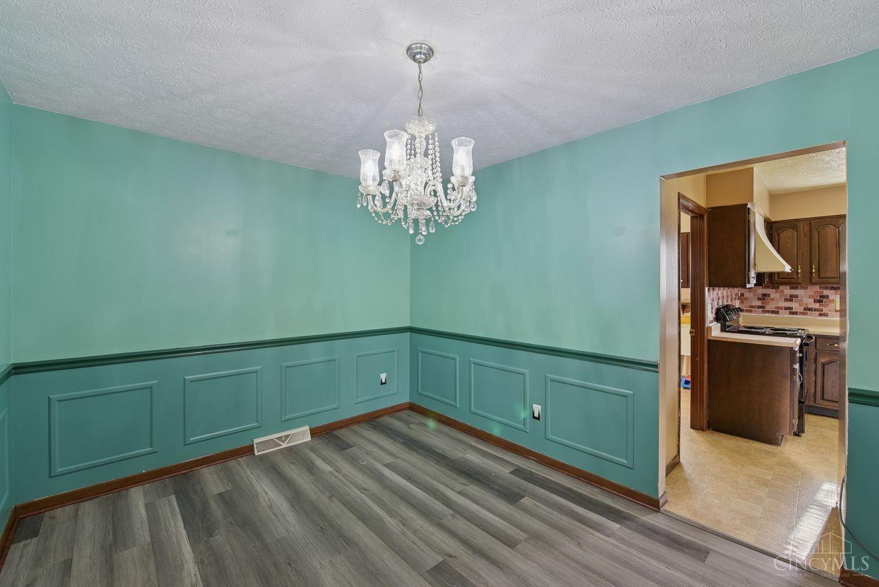 1600 Woodhall Court