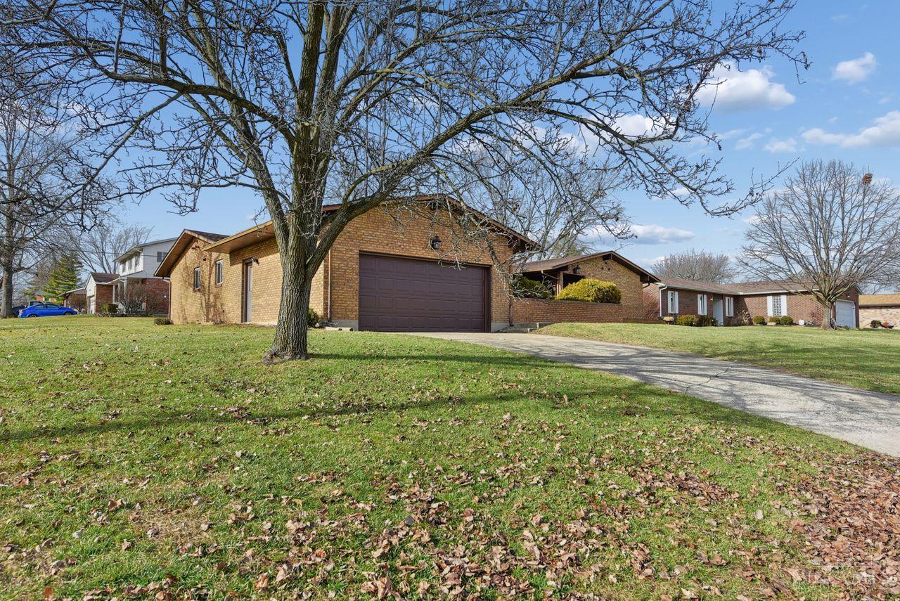 1600 Woodhall Court