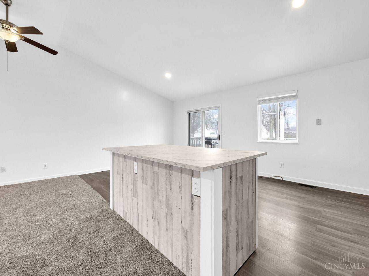 685 Mockingbird Lane