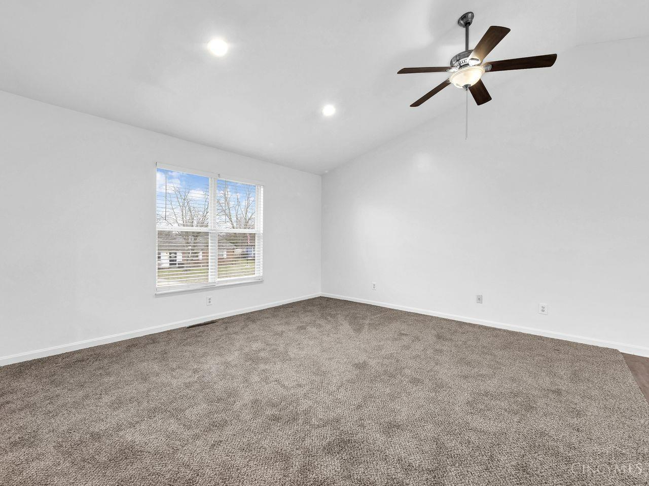 685 Mockingbird Lane
