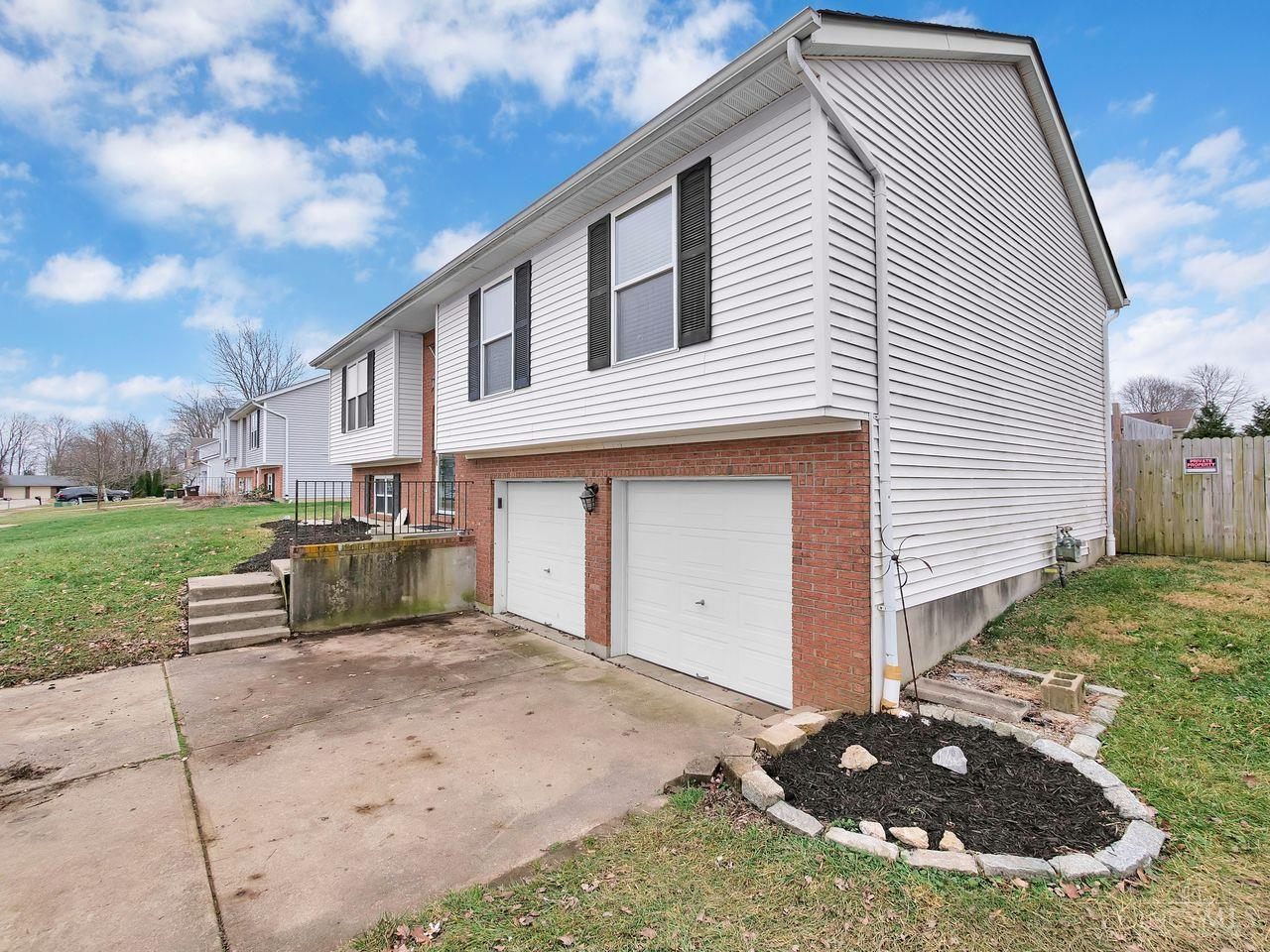 685 Mockingbird Lane