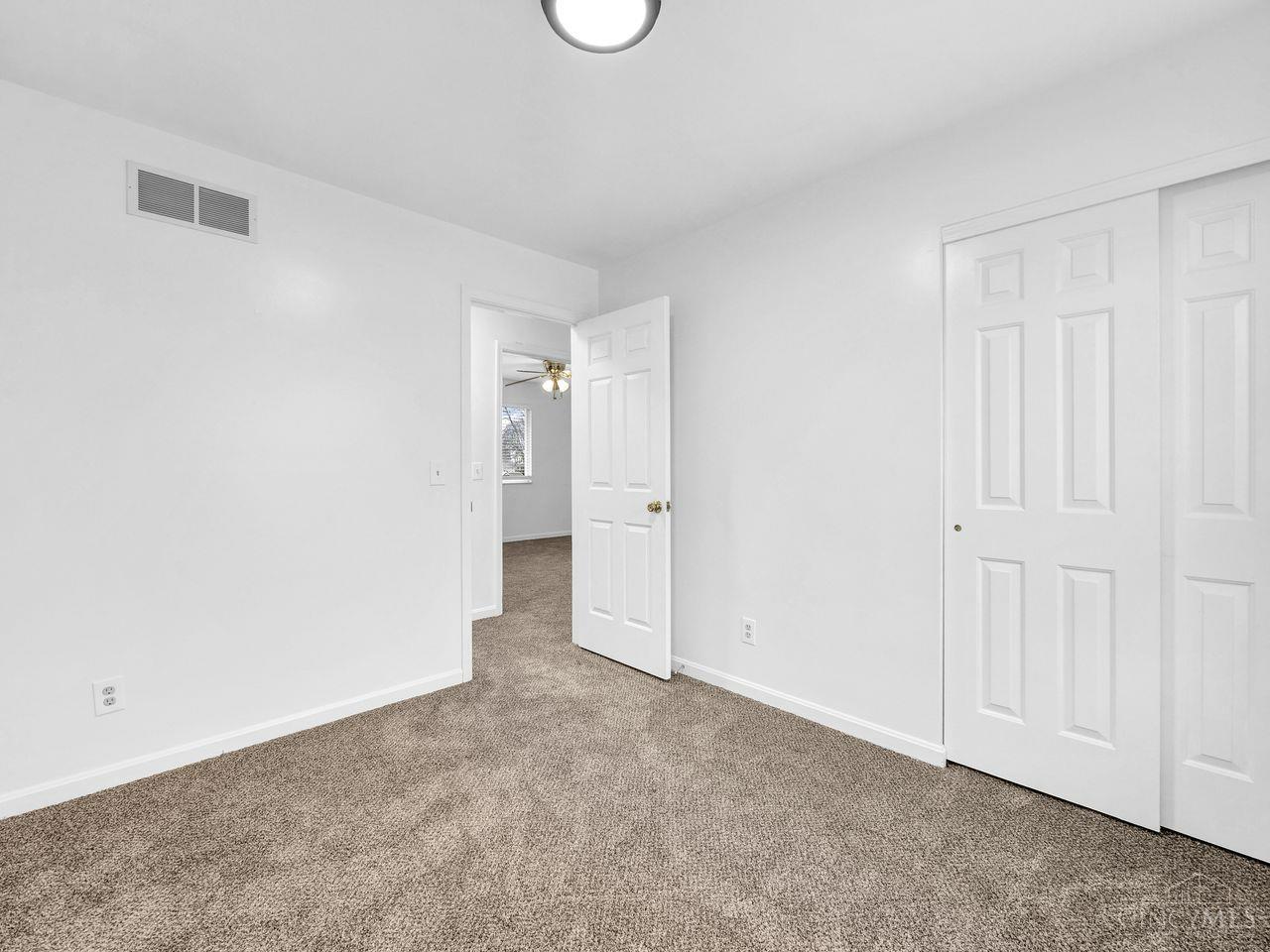 685 Mockingbird Lane