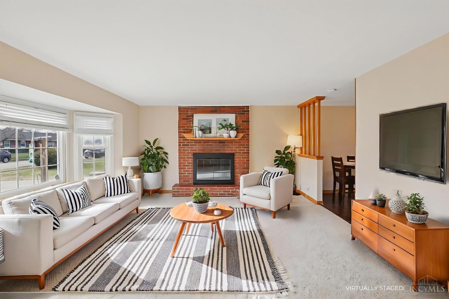5326 Dee Alva Drive