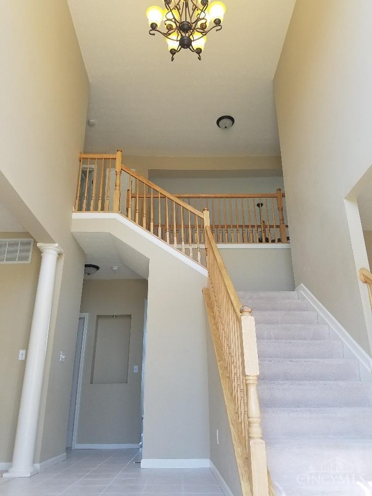 7734 North Trail