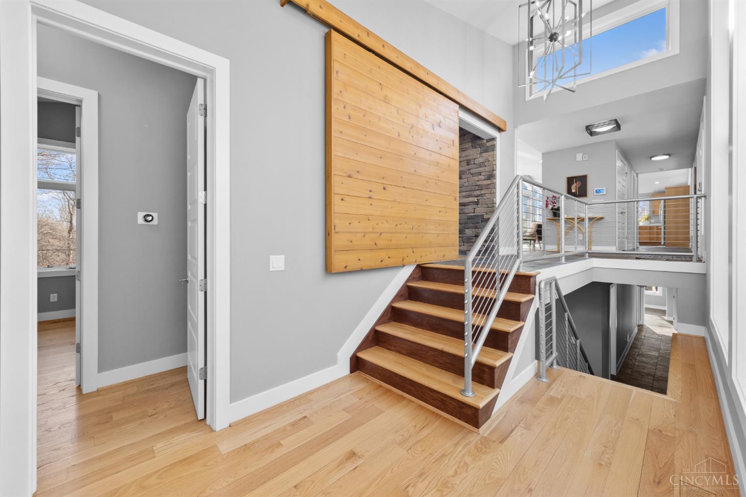 8675 Camargo Club Drive