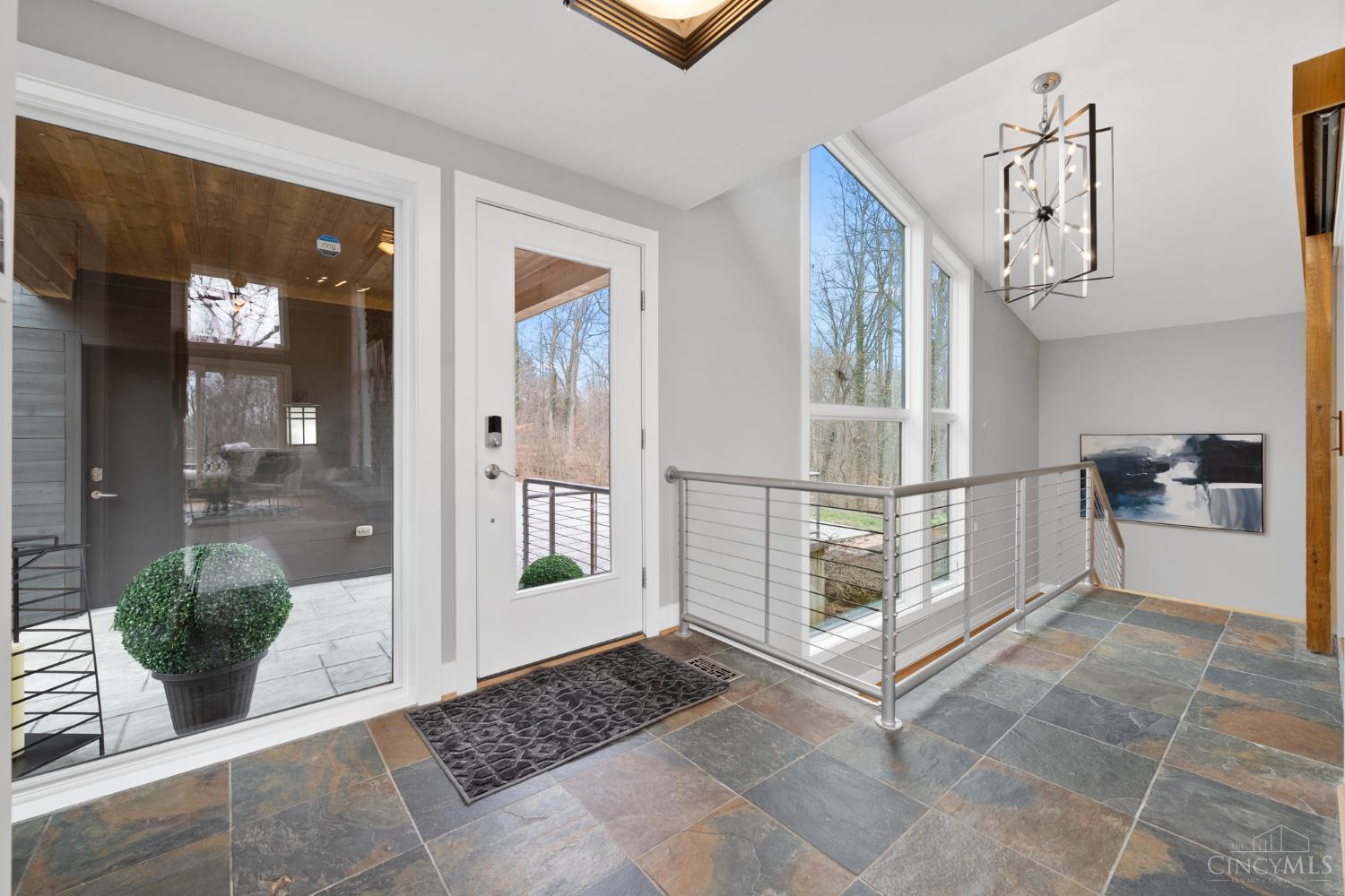 8675 Camargo Club Drive