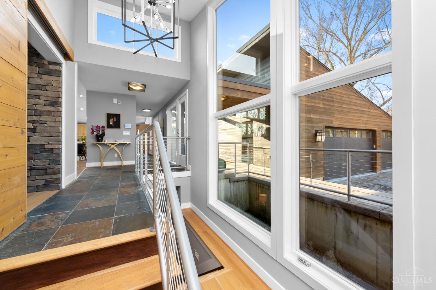 8675 Camargo Club Drive