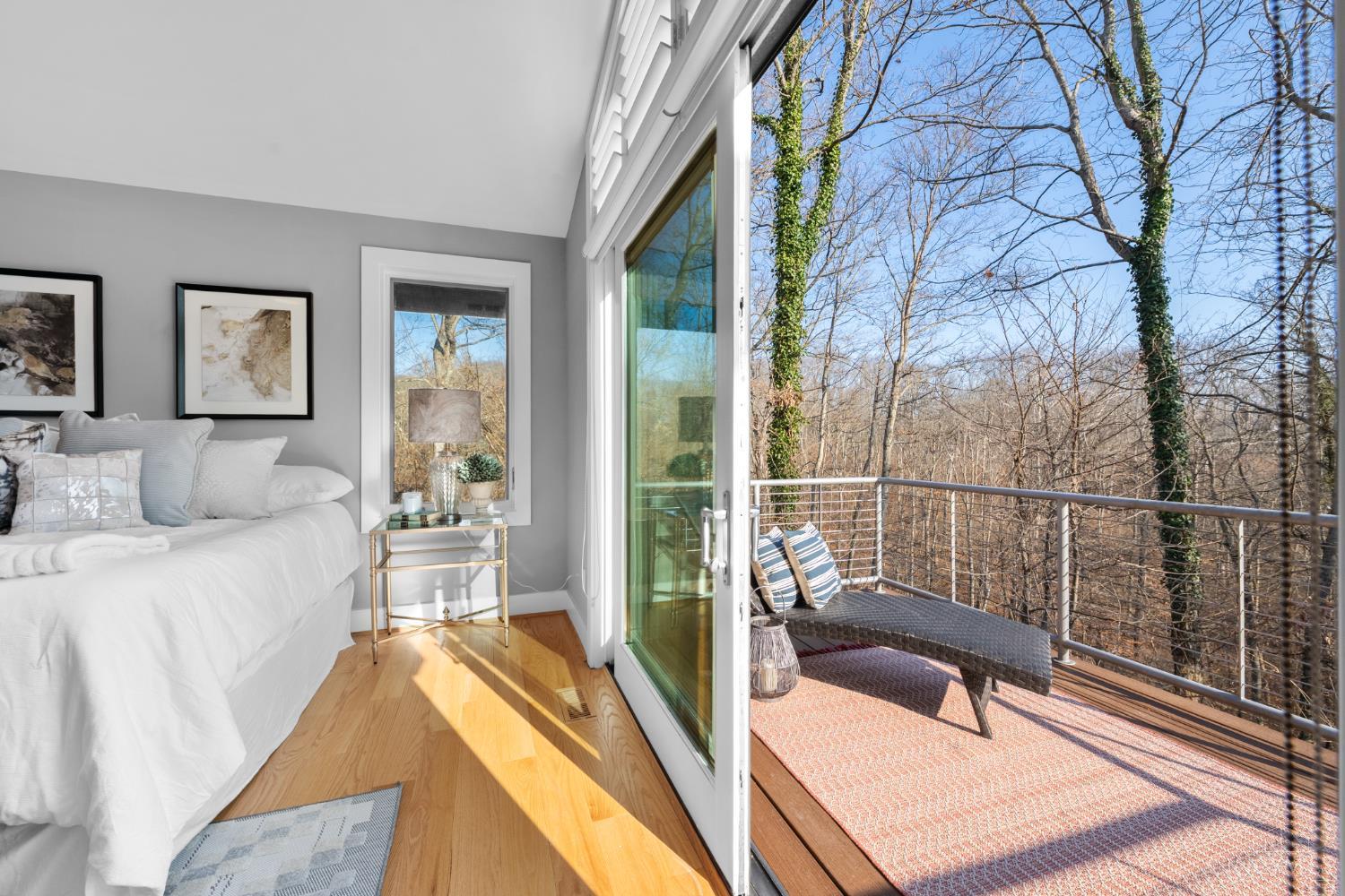 8675 Camargo Club Drive