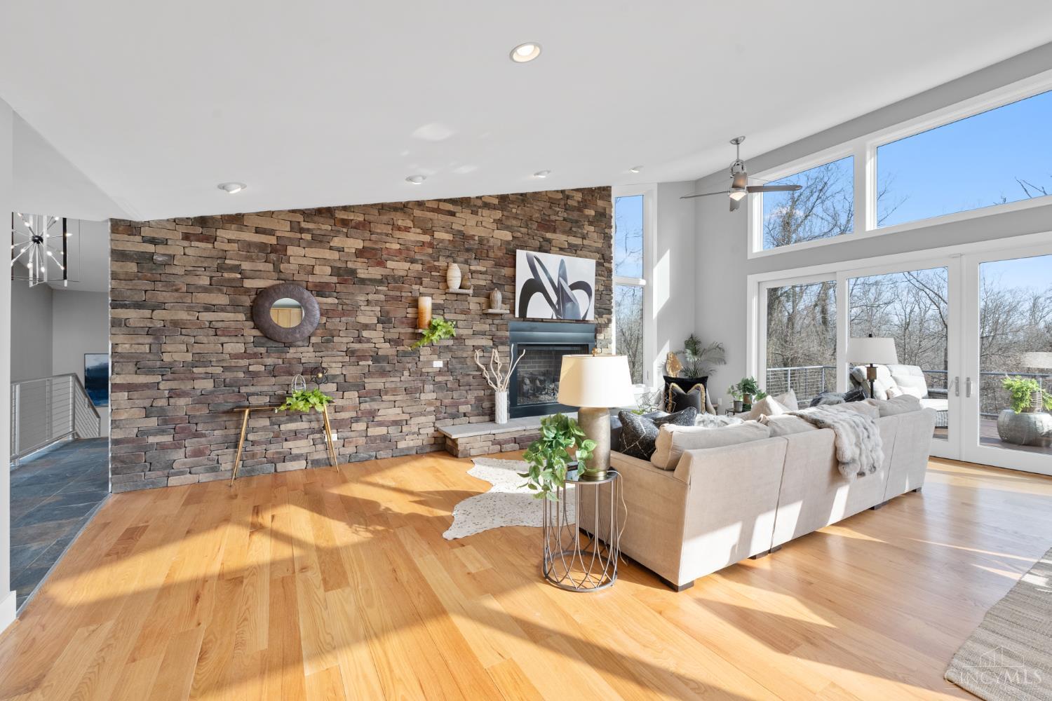 8675 Camargo Club Drive