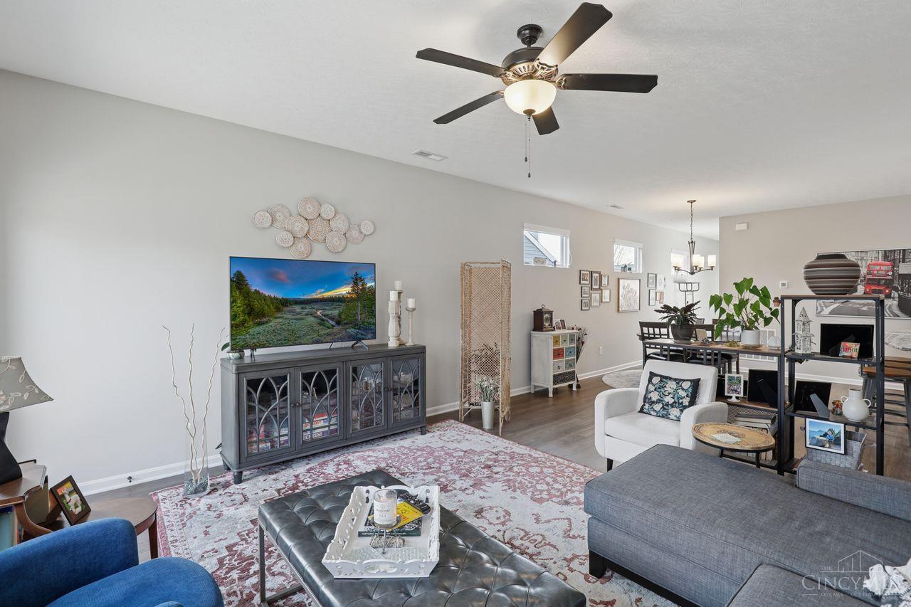938 Southline Drive