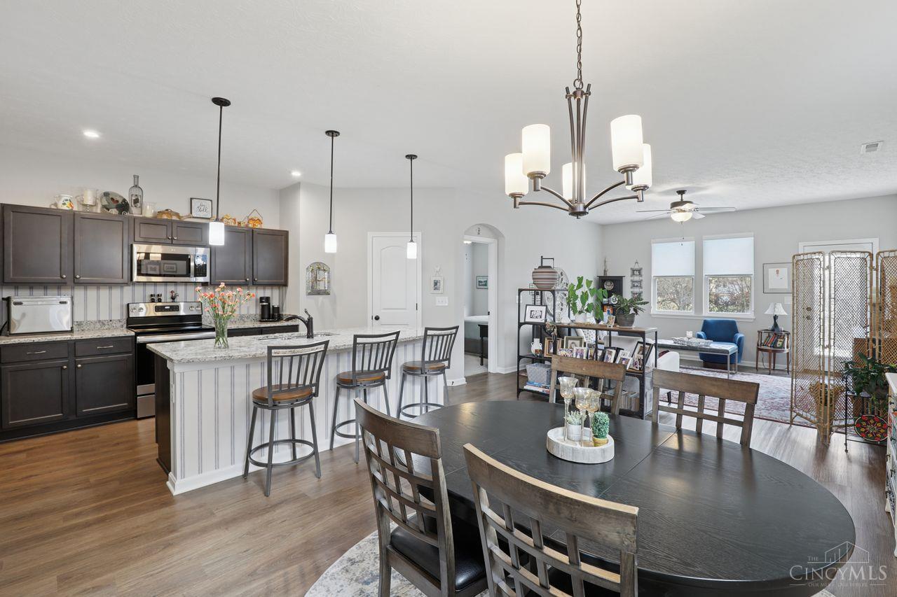 938 Southline Drive