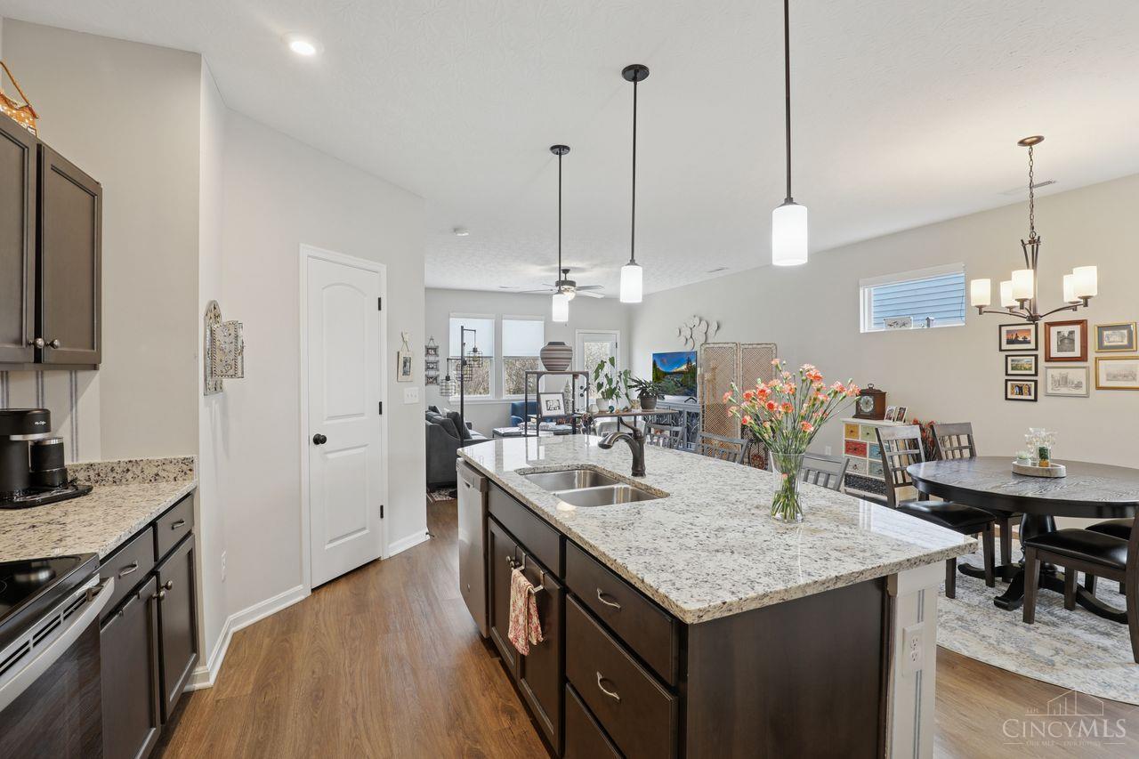 938 Southline Drive