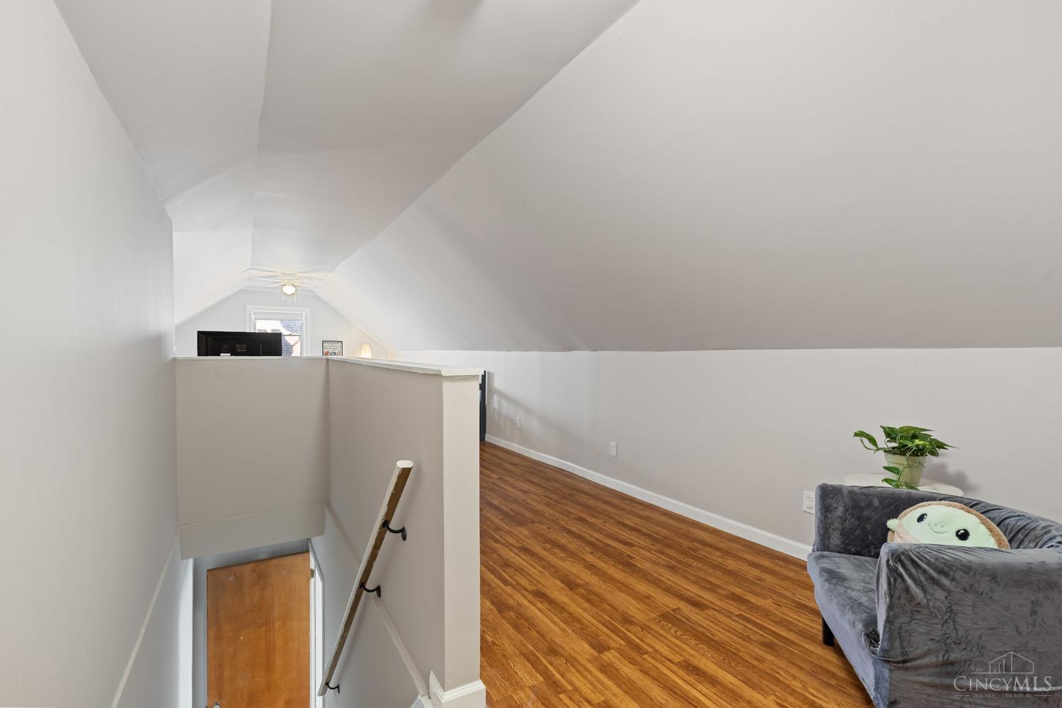 1630 Dell Terrace