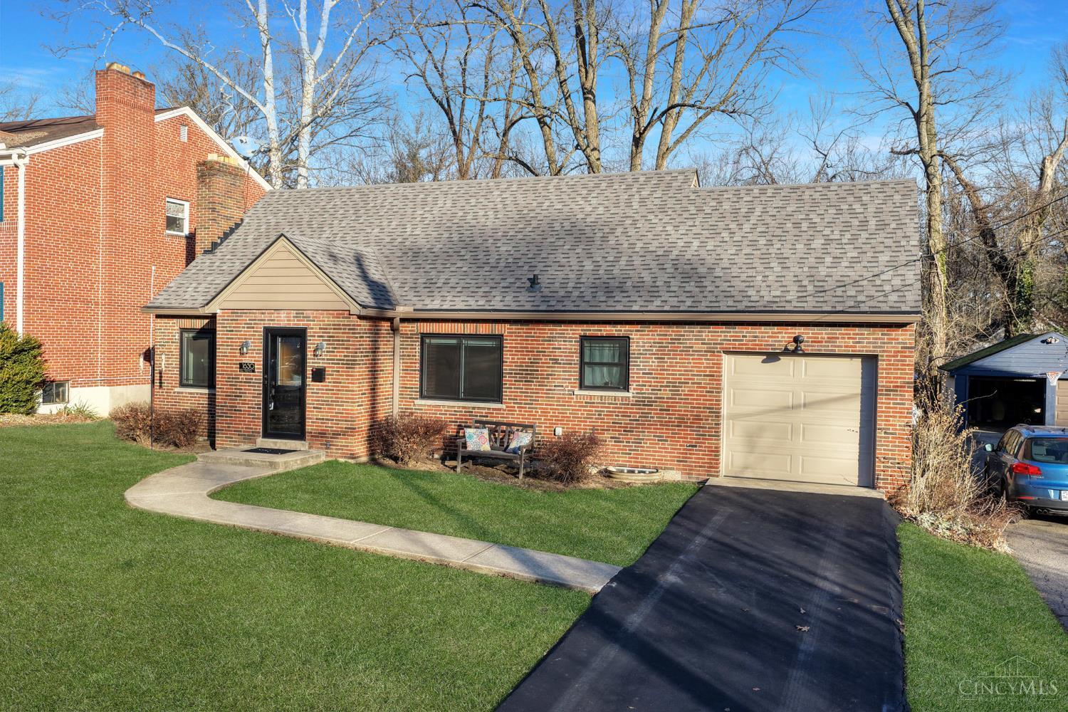 1630 Dell Terrace