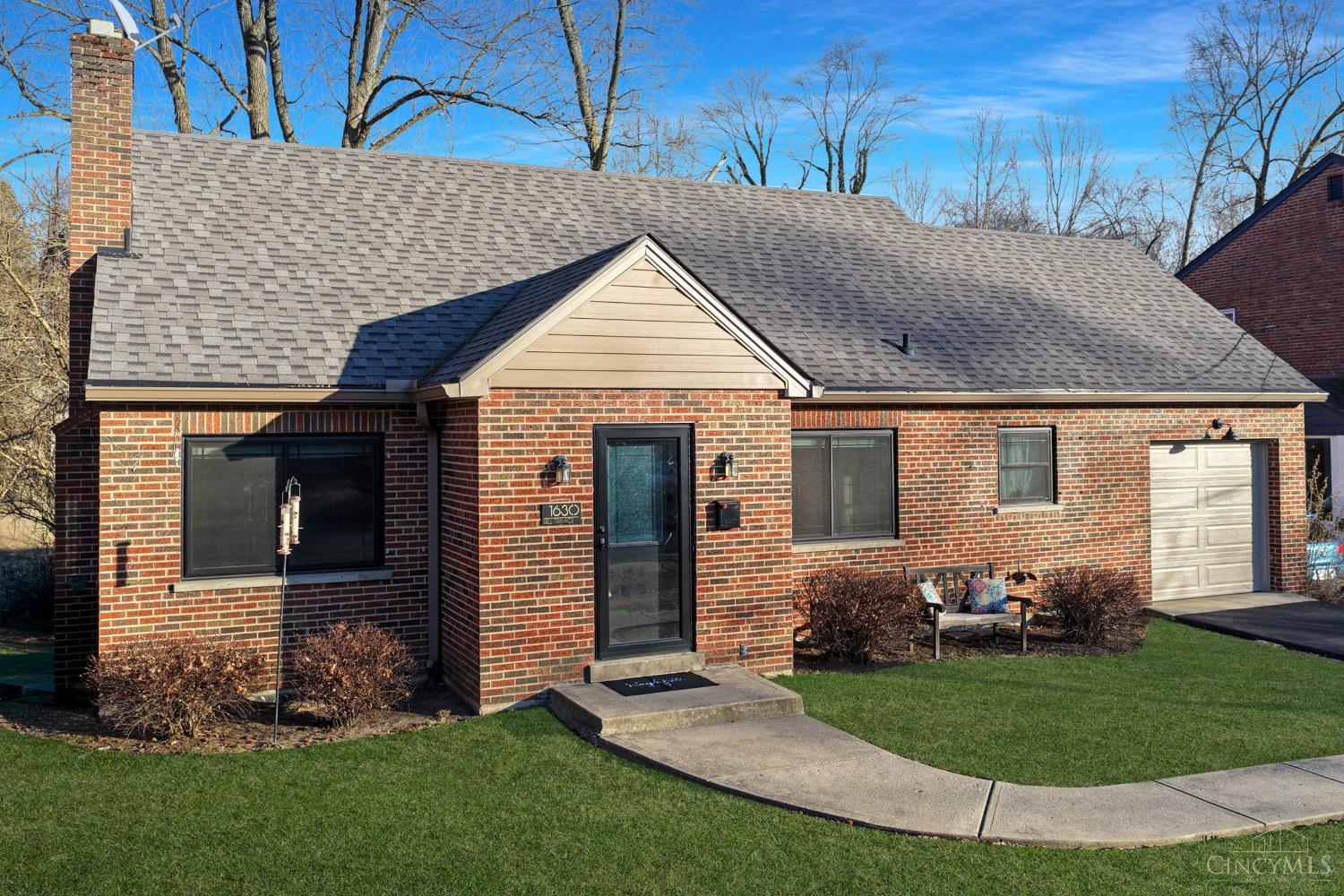 1630 Dell Terrace