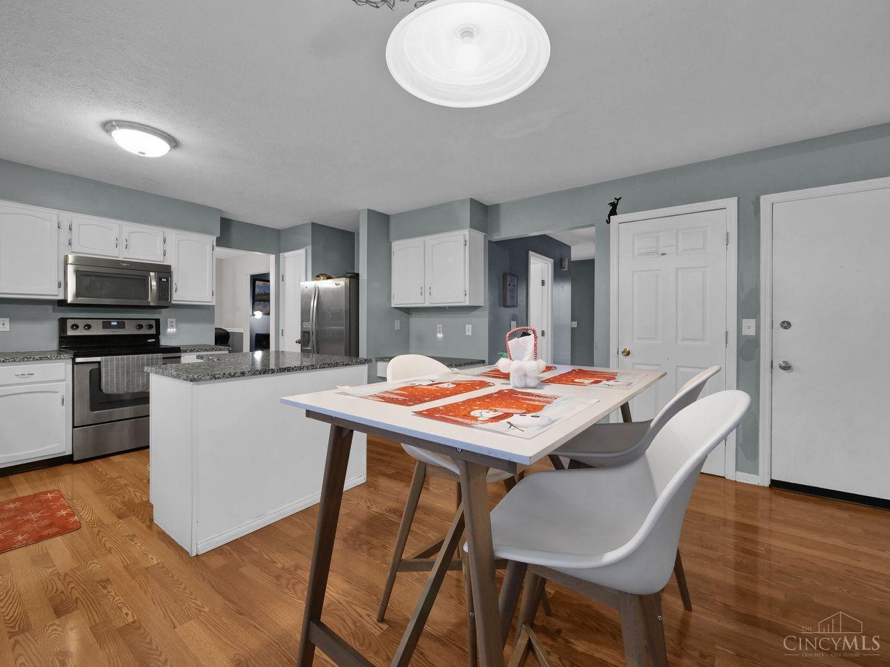 5449 Dengail Drive