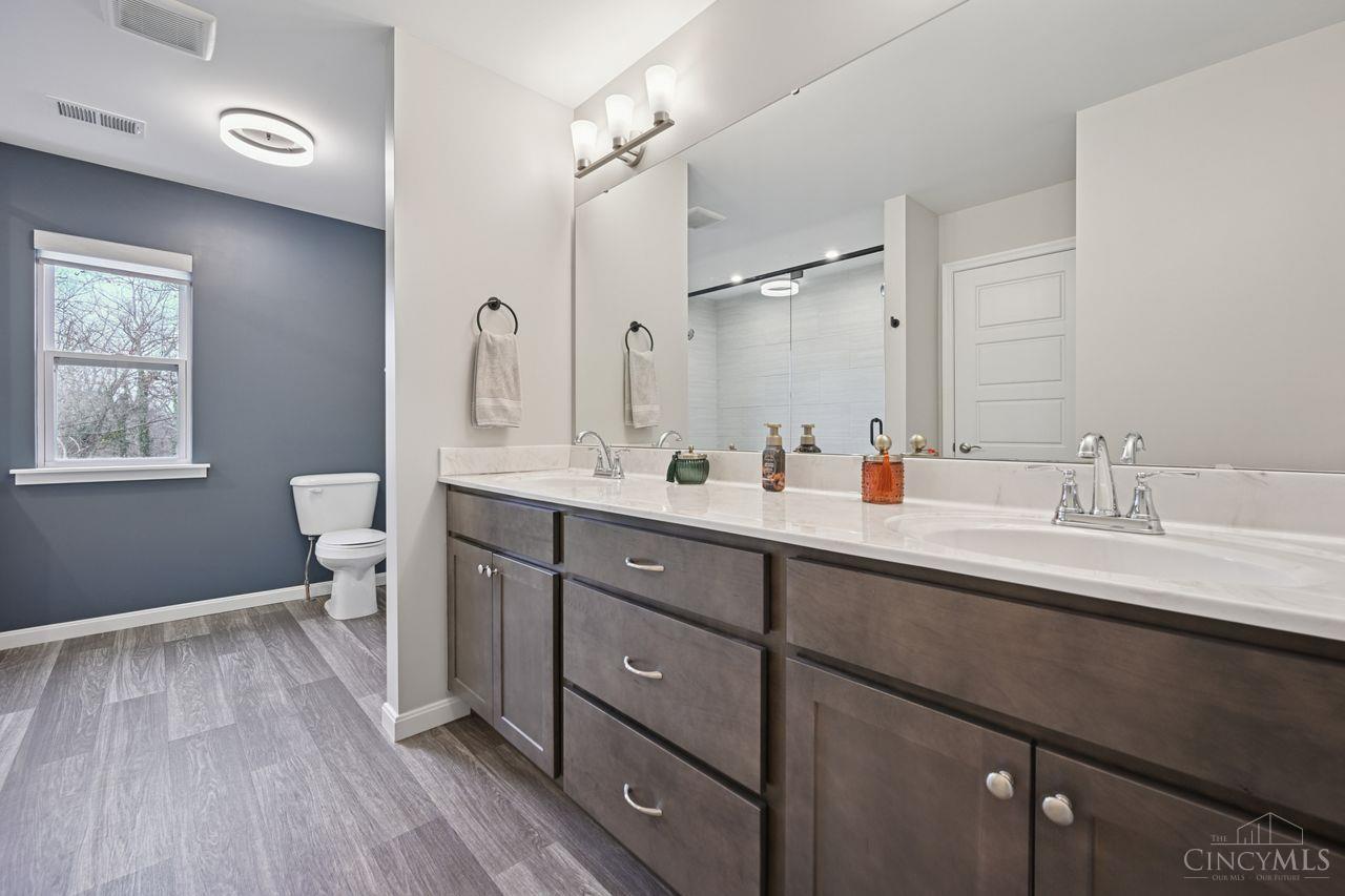 551 North View Drive