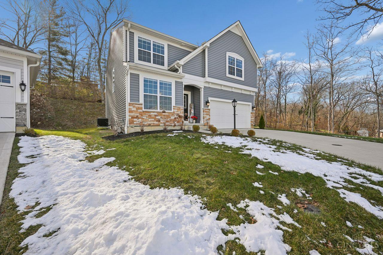 551 North View Drive