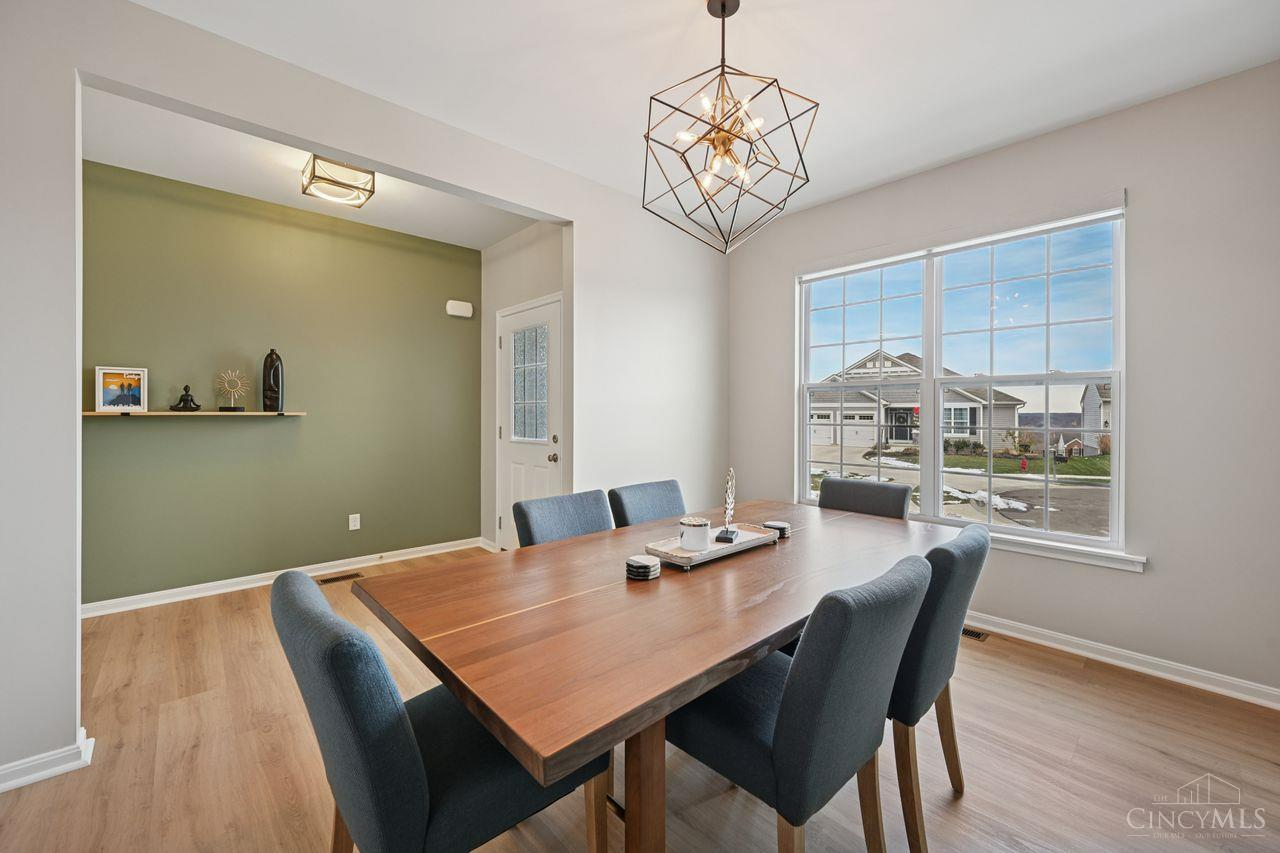 551 North View Drive