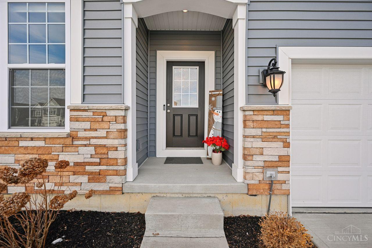 551 North View Drive