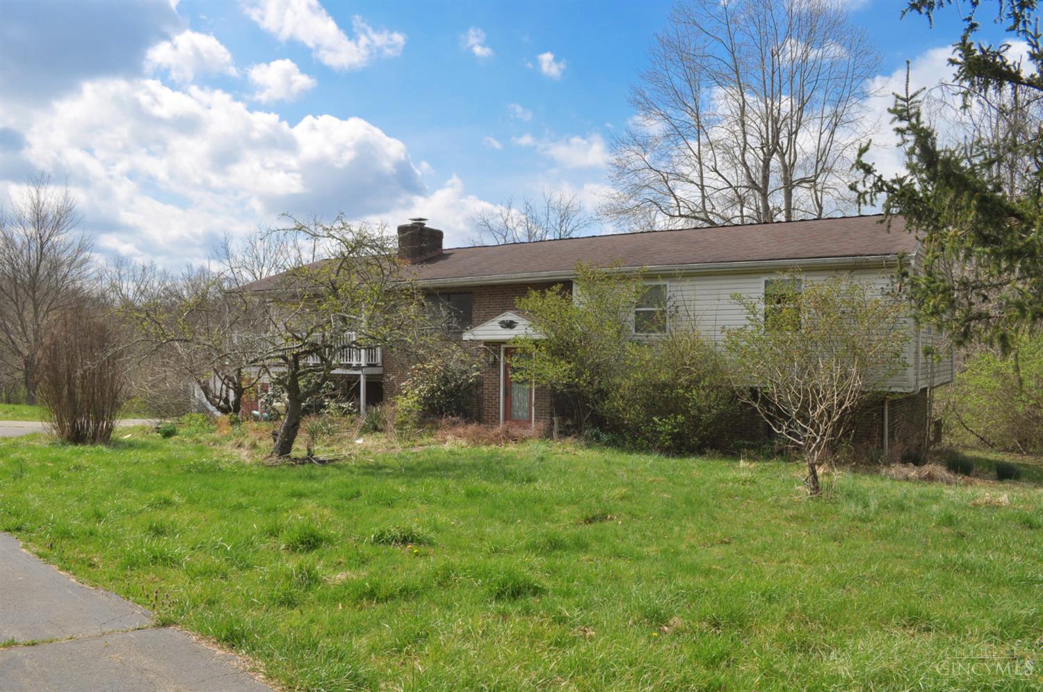 8259 Achterman Road