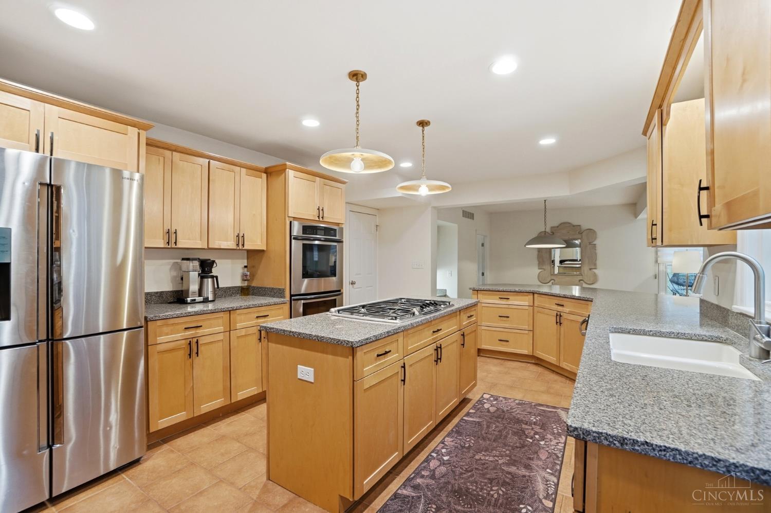 6966 Miami Bluff Drive