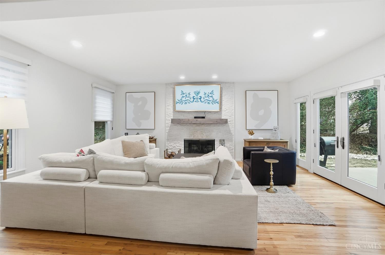 6966 Miami Bluff Drive