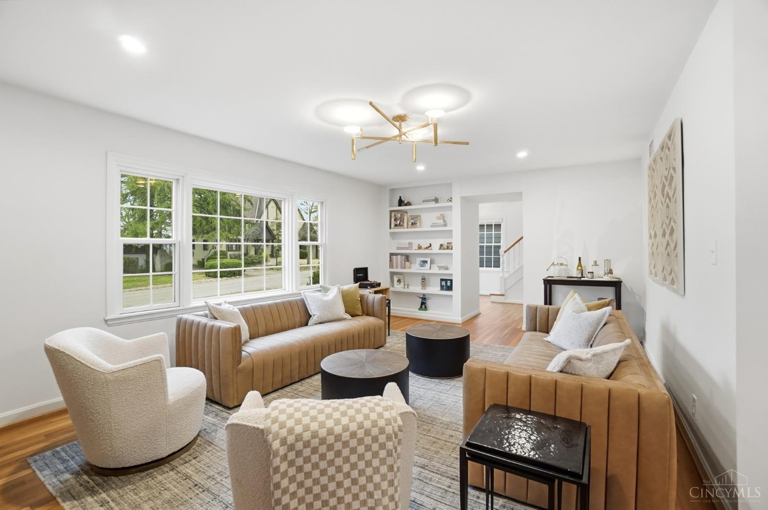 6966 Miami Bluff Drive