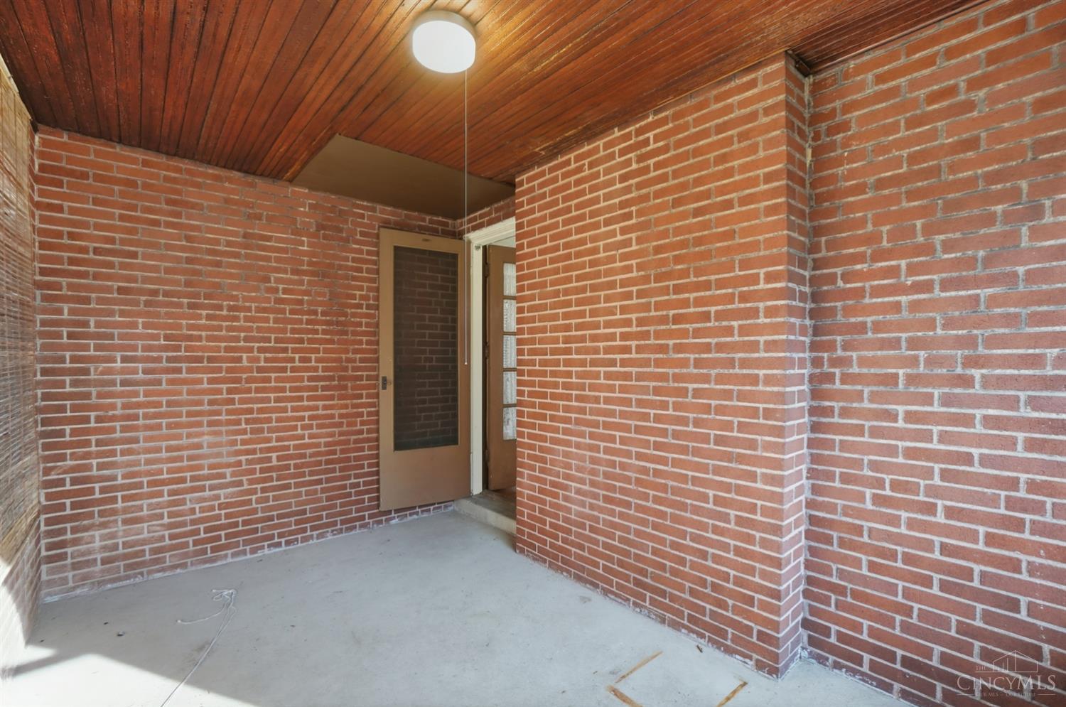 2752 Mckinley Avenue