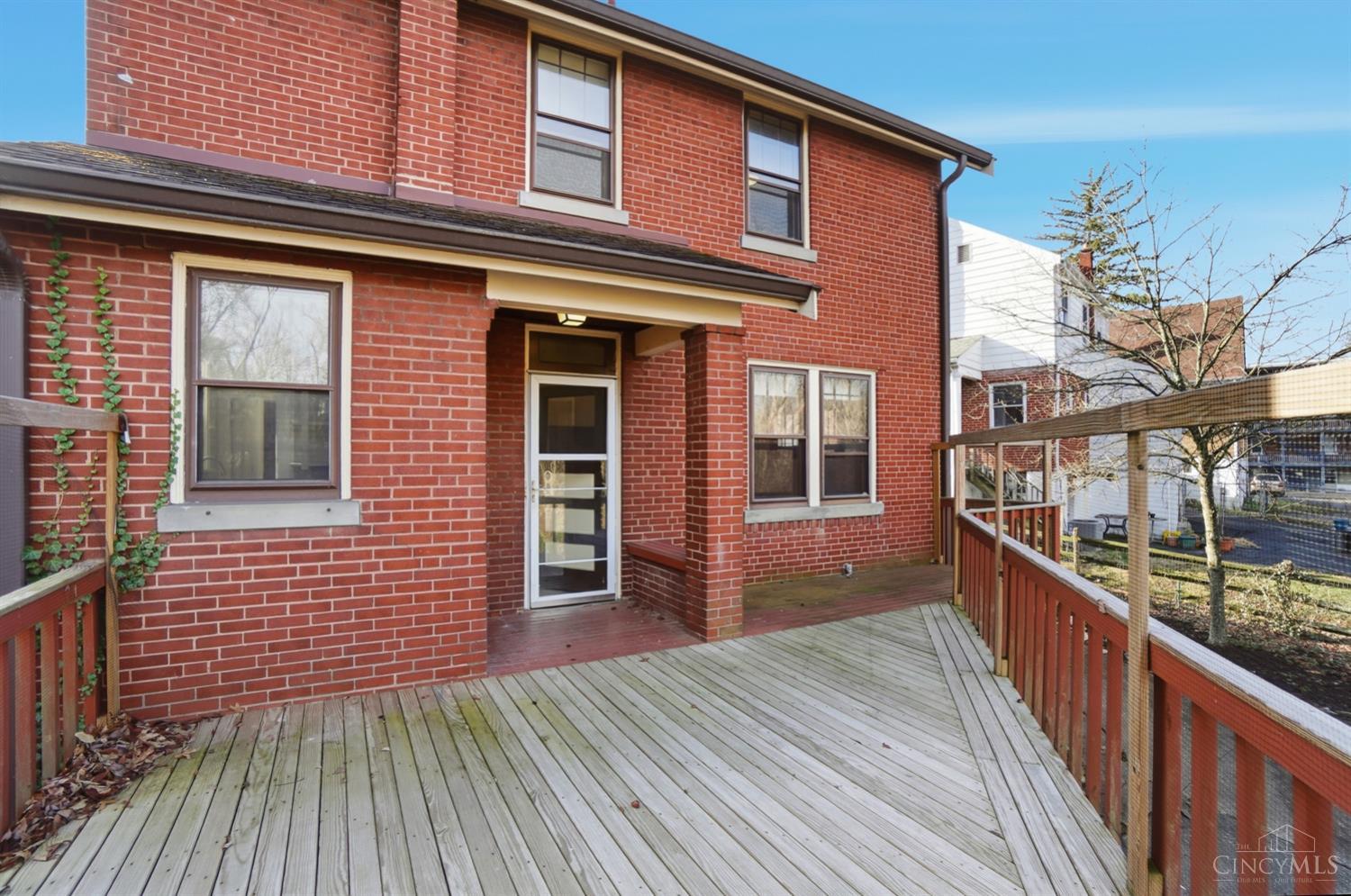 2752 Mckinley Avenue