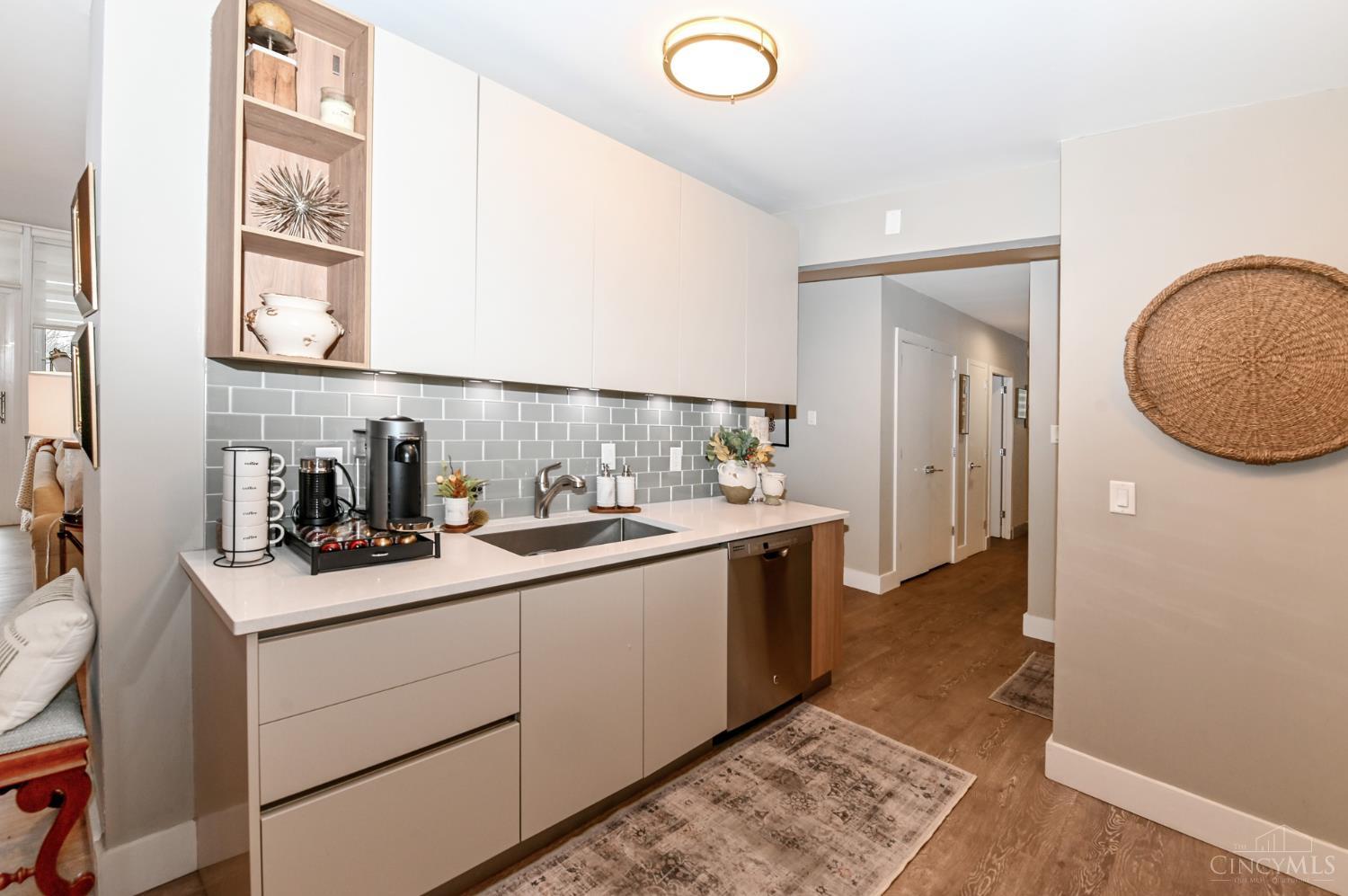2401 Ingleside Avenue 2D
