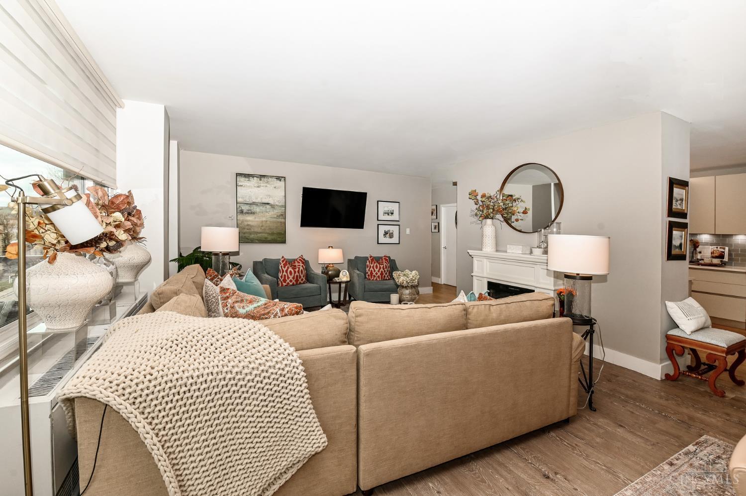 2401 Ingleside Avenue 2D