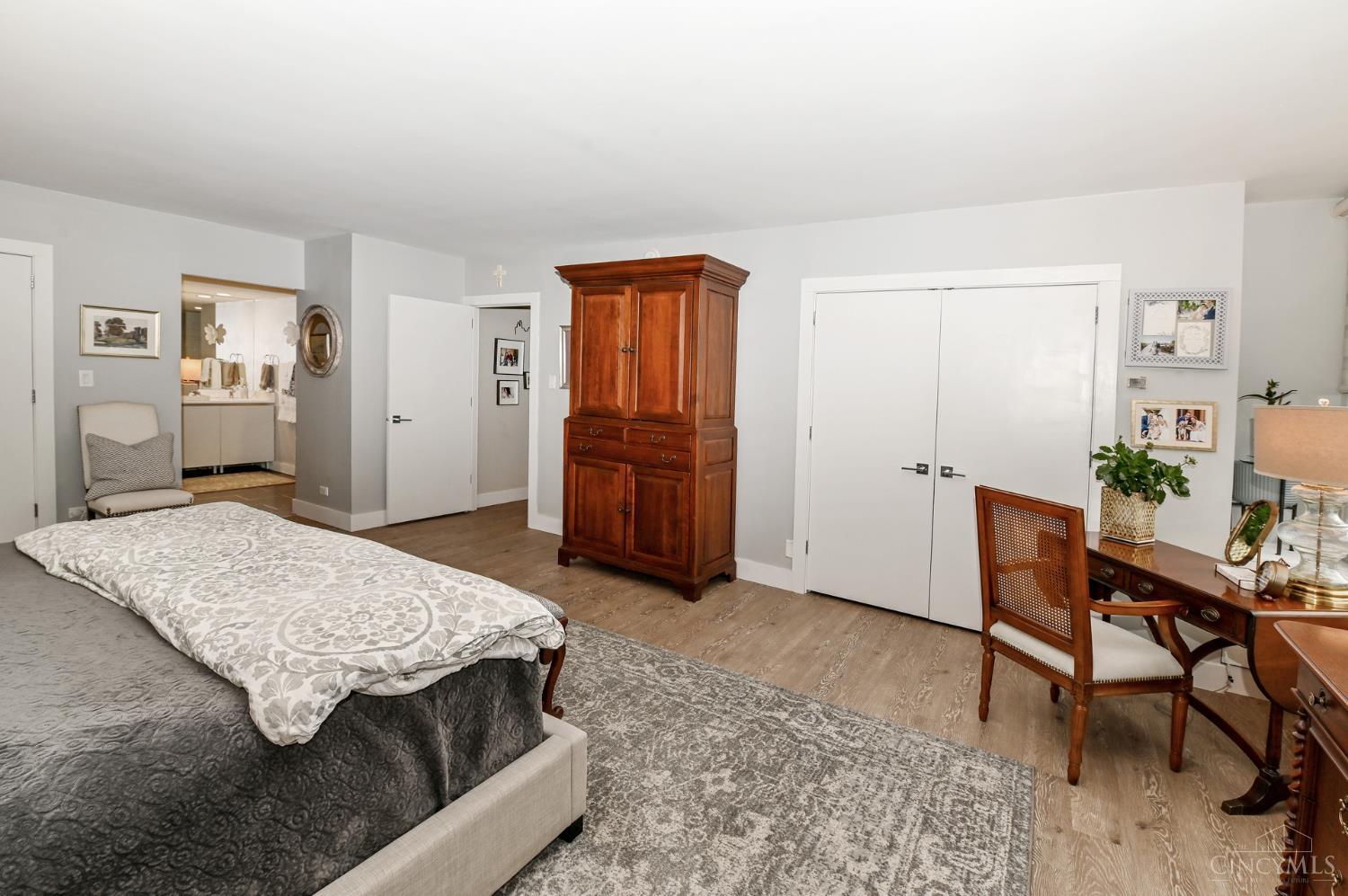 2401 Ingleside Avenue 2D