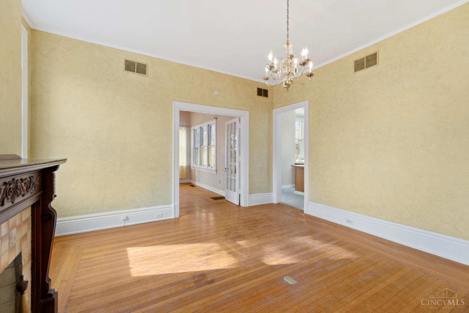 3315 Morrison Avenue