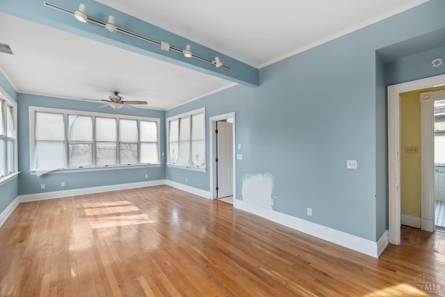 3315 Morrison Avenue