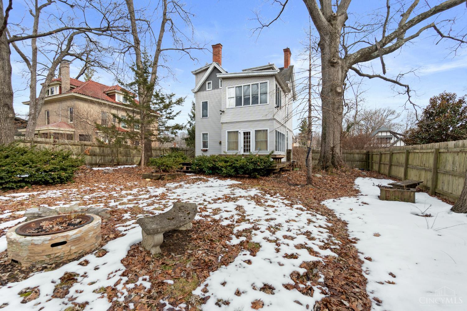 3315 Morrison Avenue