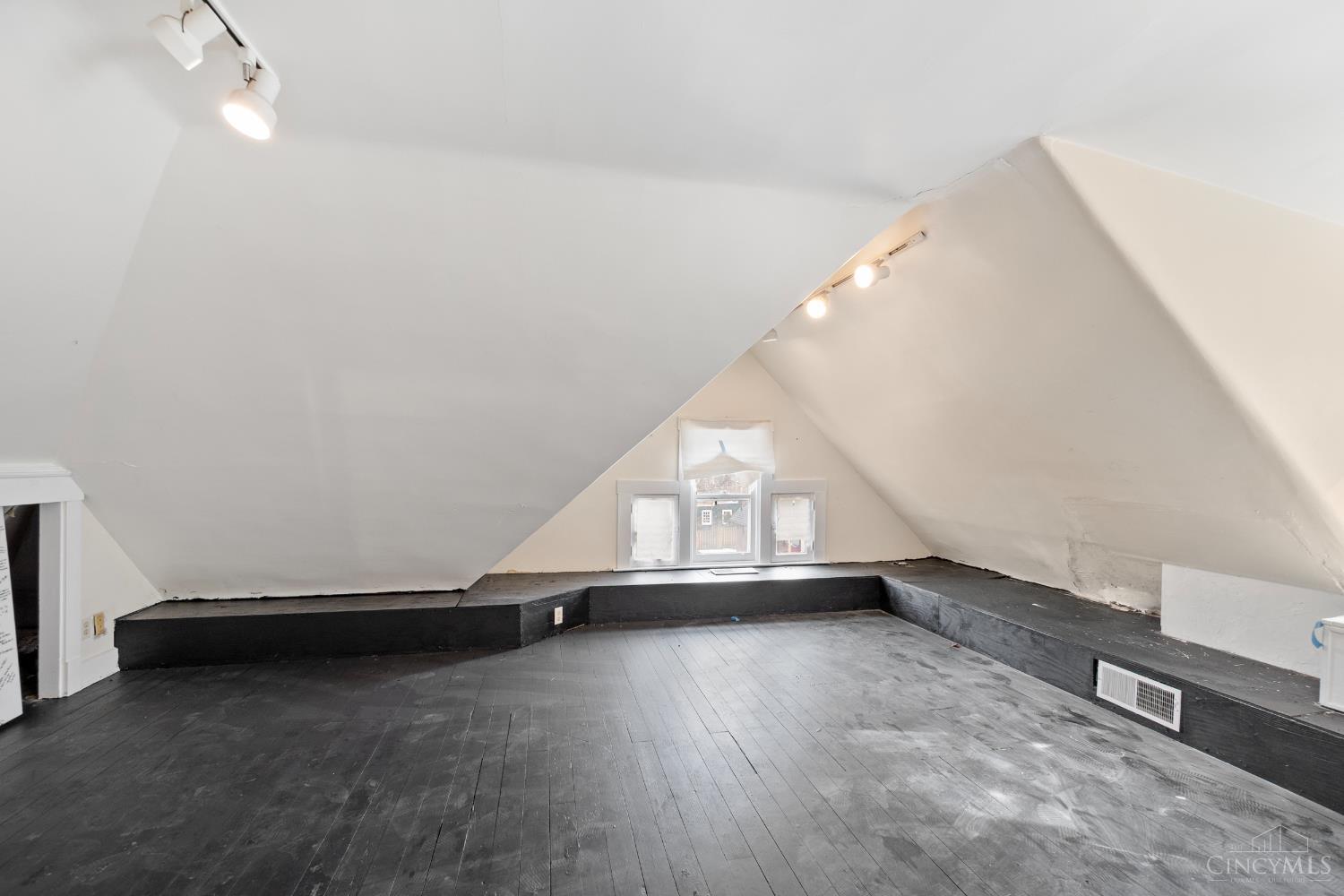 3315 Morrison Avenue