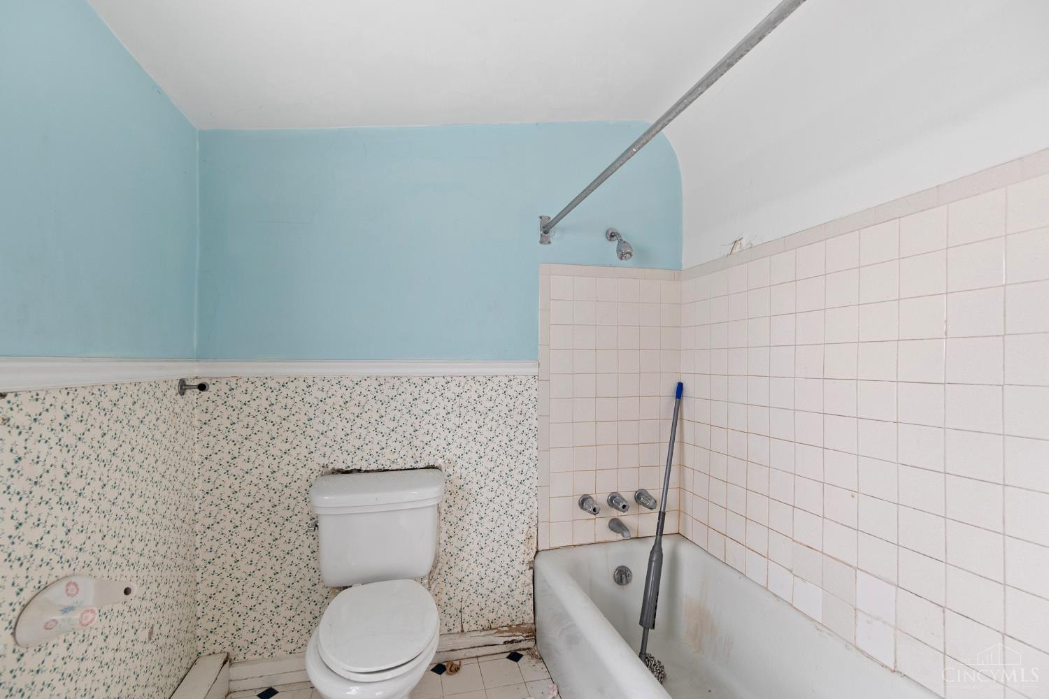 3315 Morrison Avenue