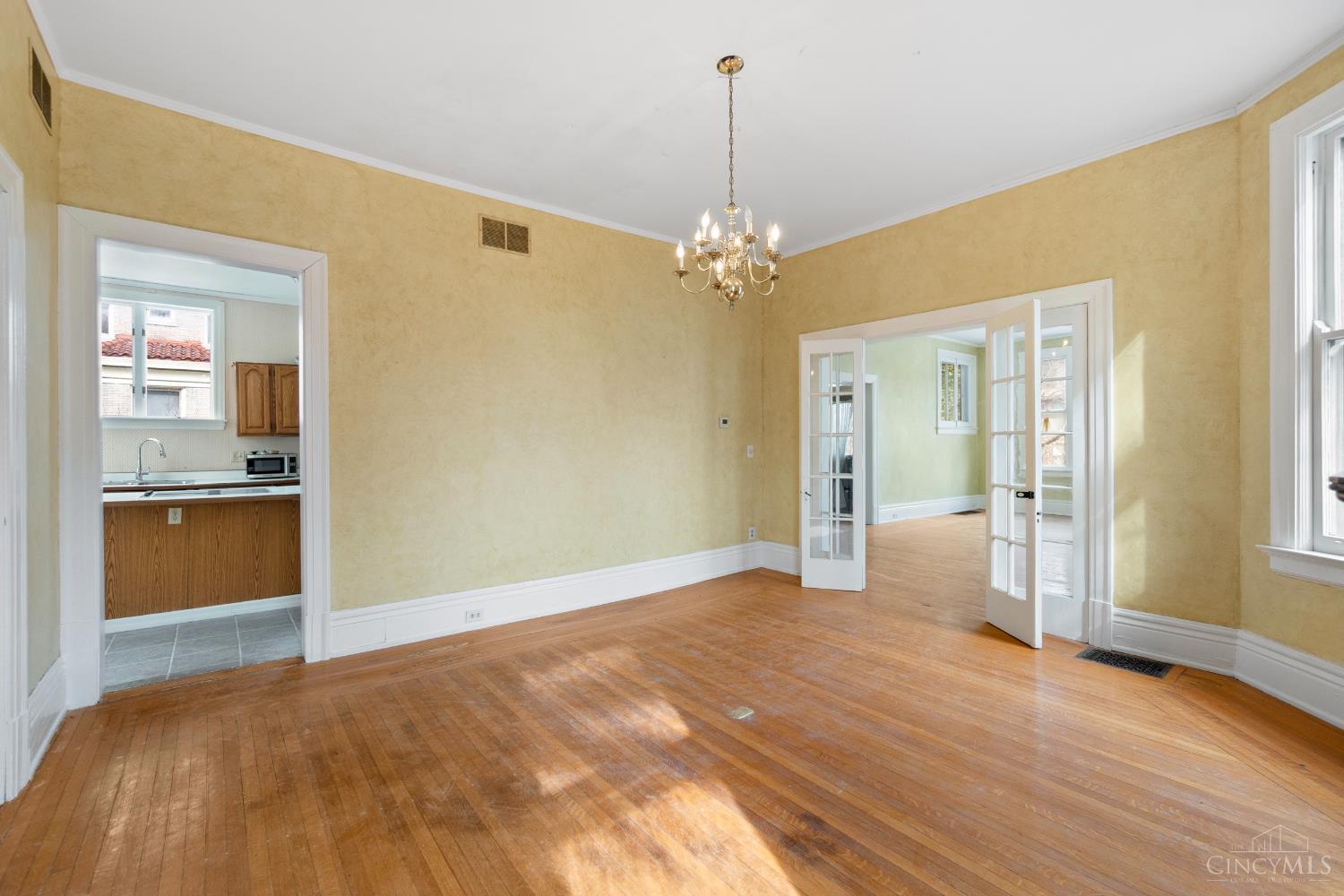 3315 Morrison Avenue