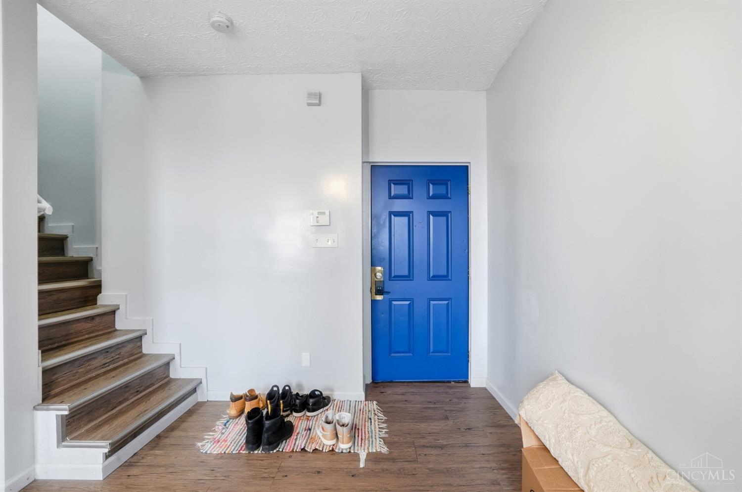 320 Mohawk Street