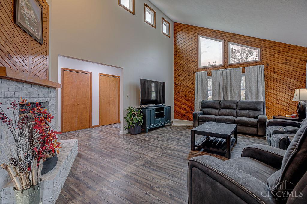 20013 Ravenda Drive