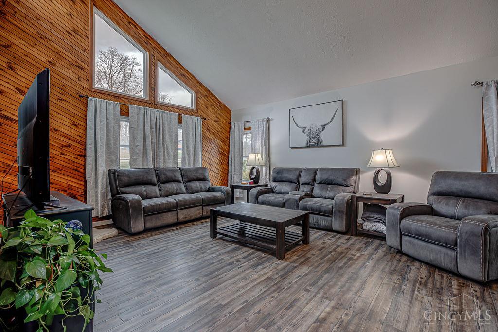 20013 Ravenda Drive
