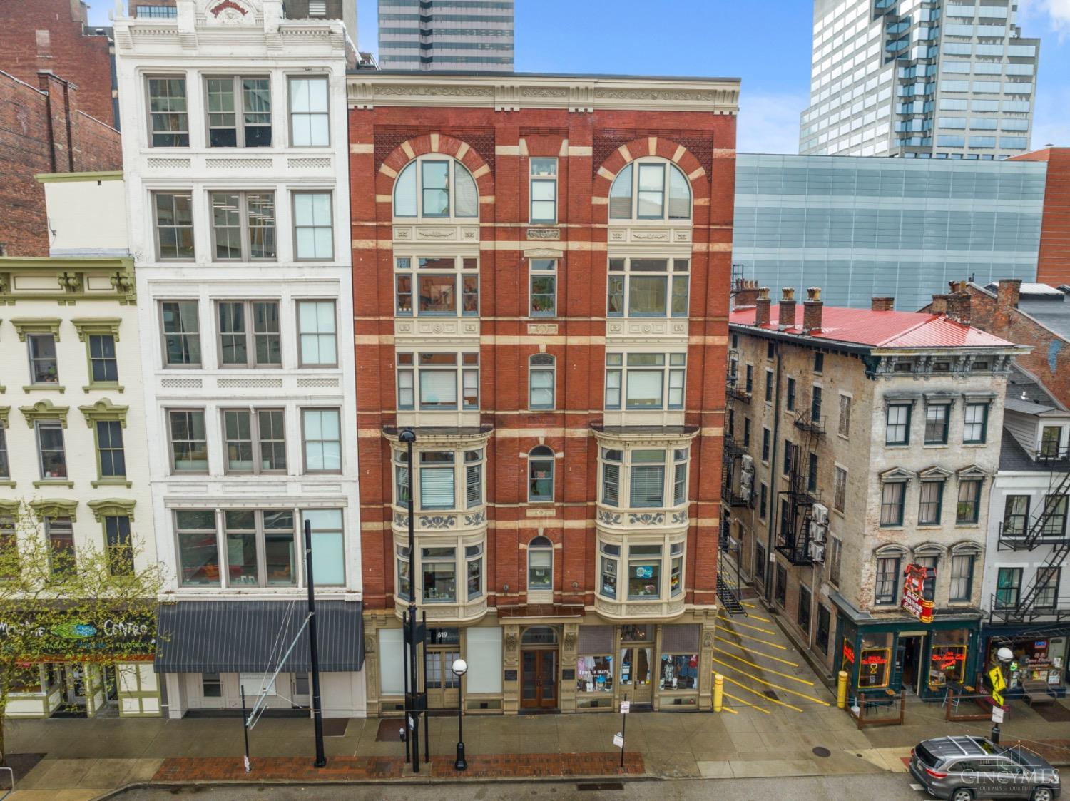 619 Main Street