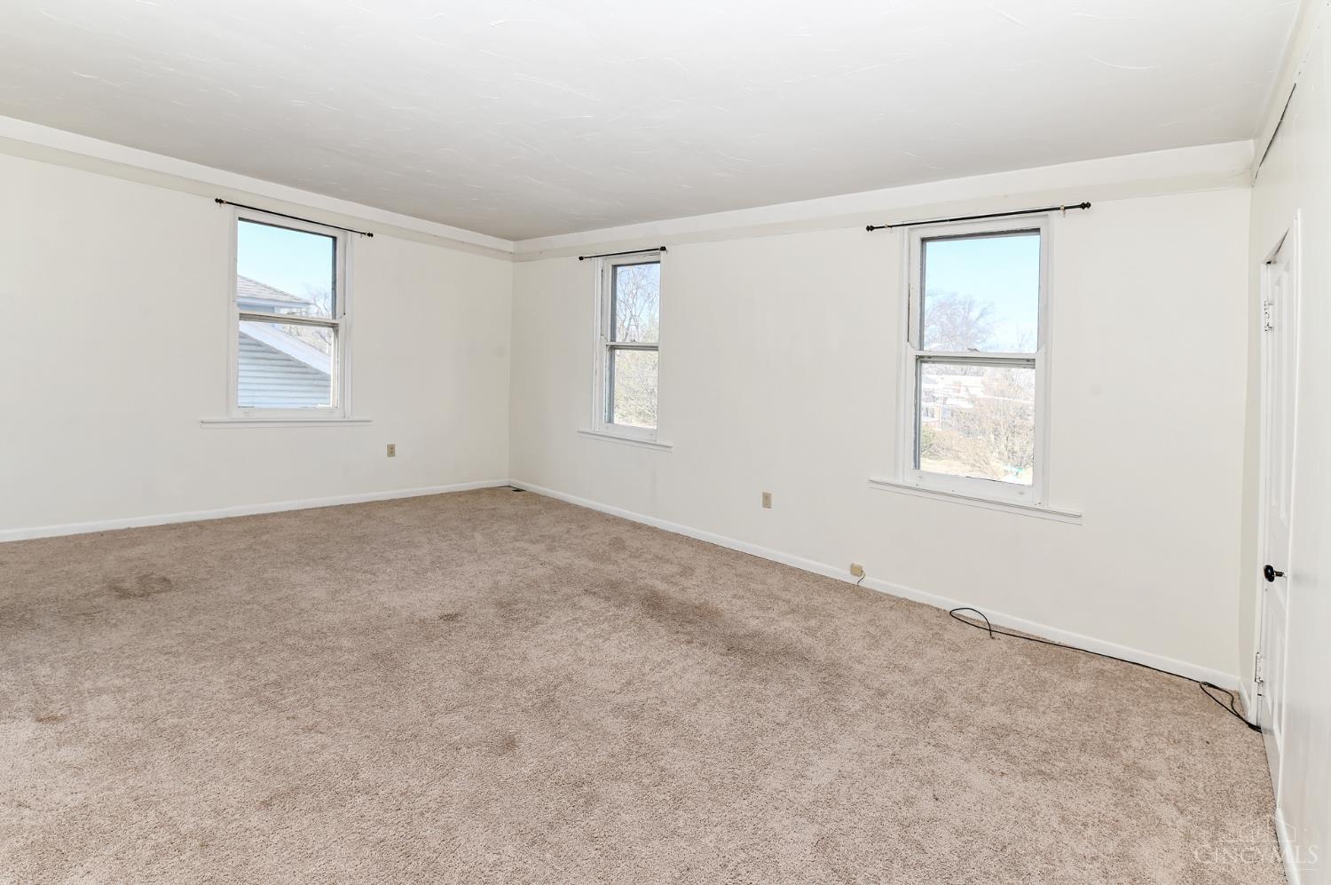 4025 Deer Park Avenue