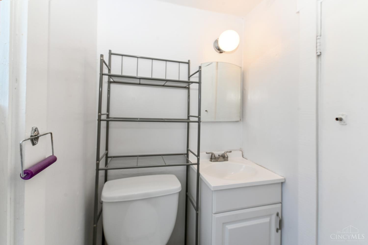 4025 Deer Park Avenue